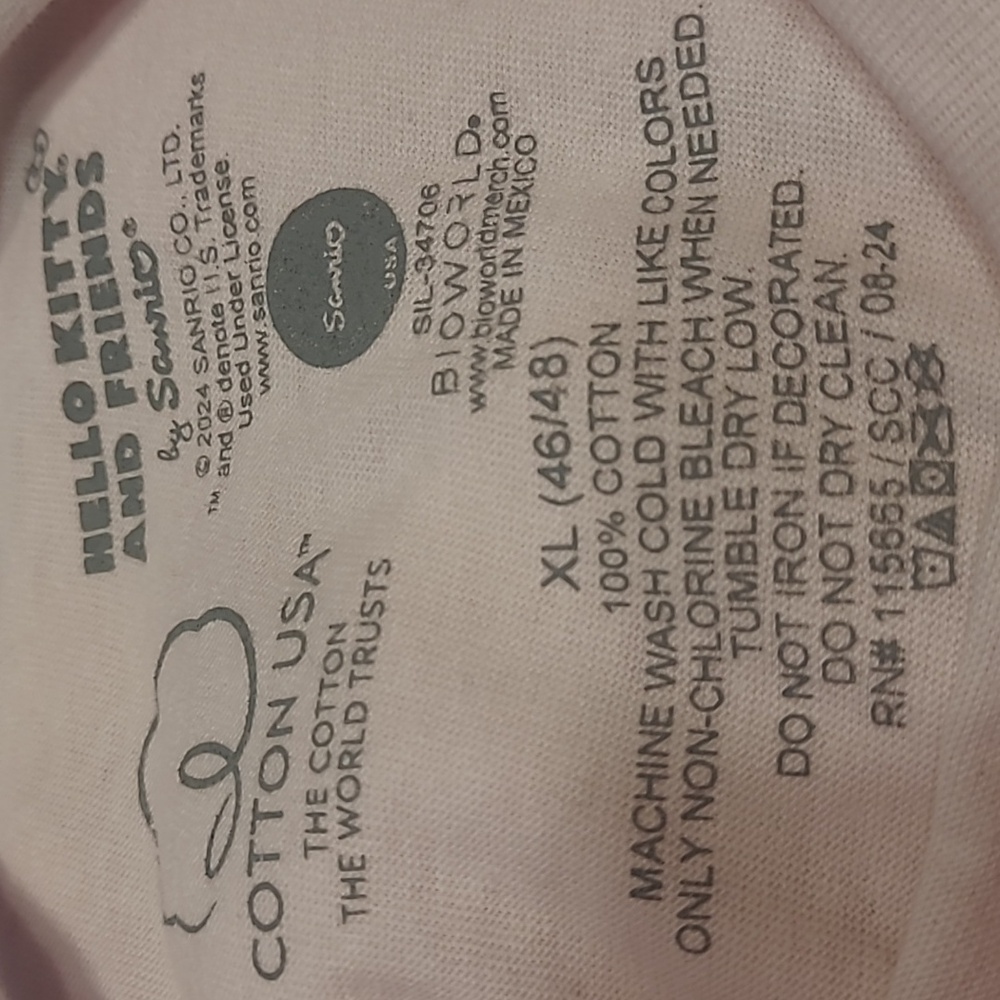 NWT Hello Kitty Light Pink Mens  Tee with Rainbow Design Size XL 46/48 - Picture 2 of 4